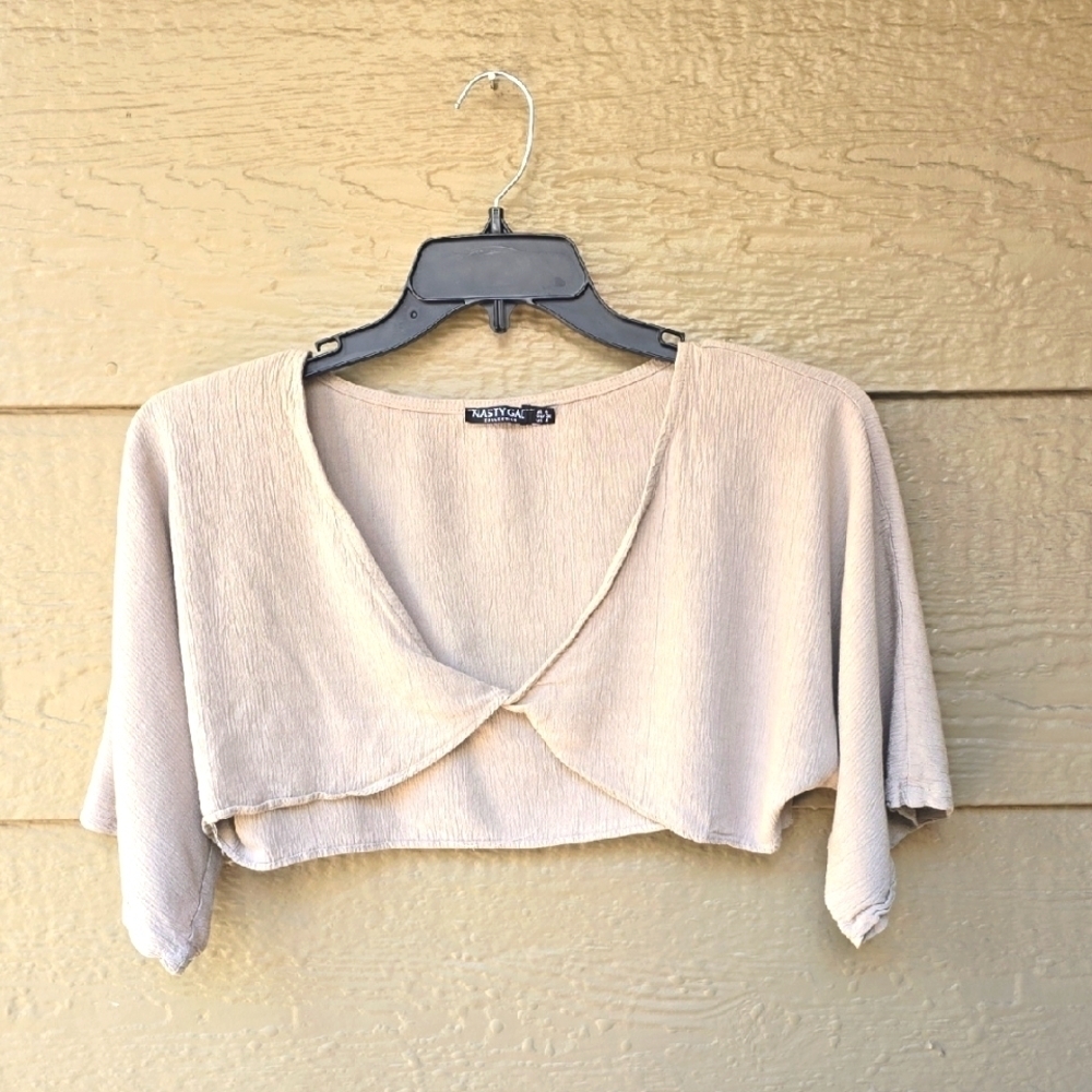 Nasty Gal Taupe Crop Short Sleeve Top 4